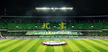  足总杯最新形势：北京国安高居榜首，菲尼克斯太阳强势追赶，冠军归属成迷